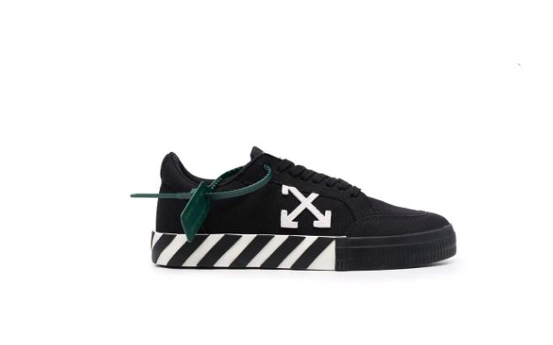Off-White – sneakers